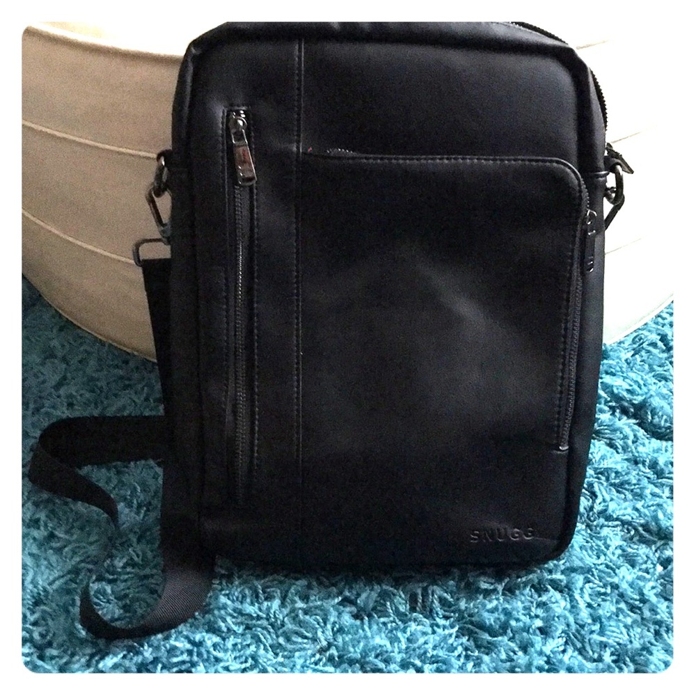 Messenger iPad or tablet bag